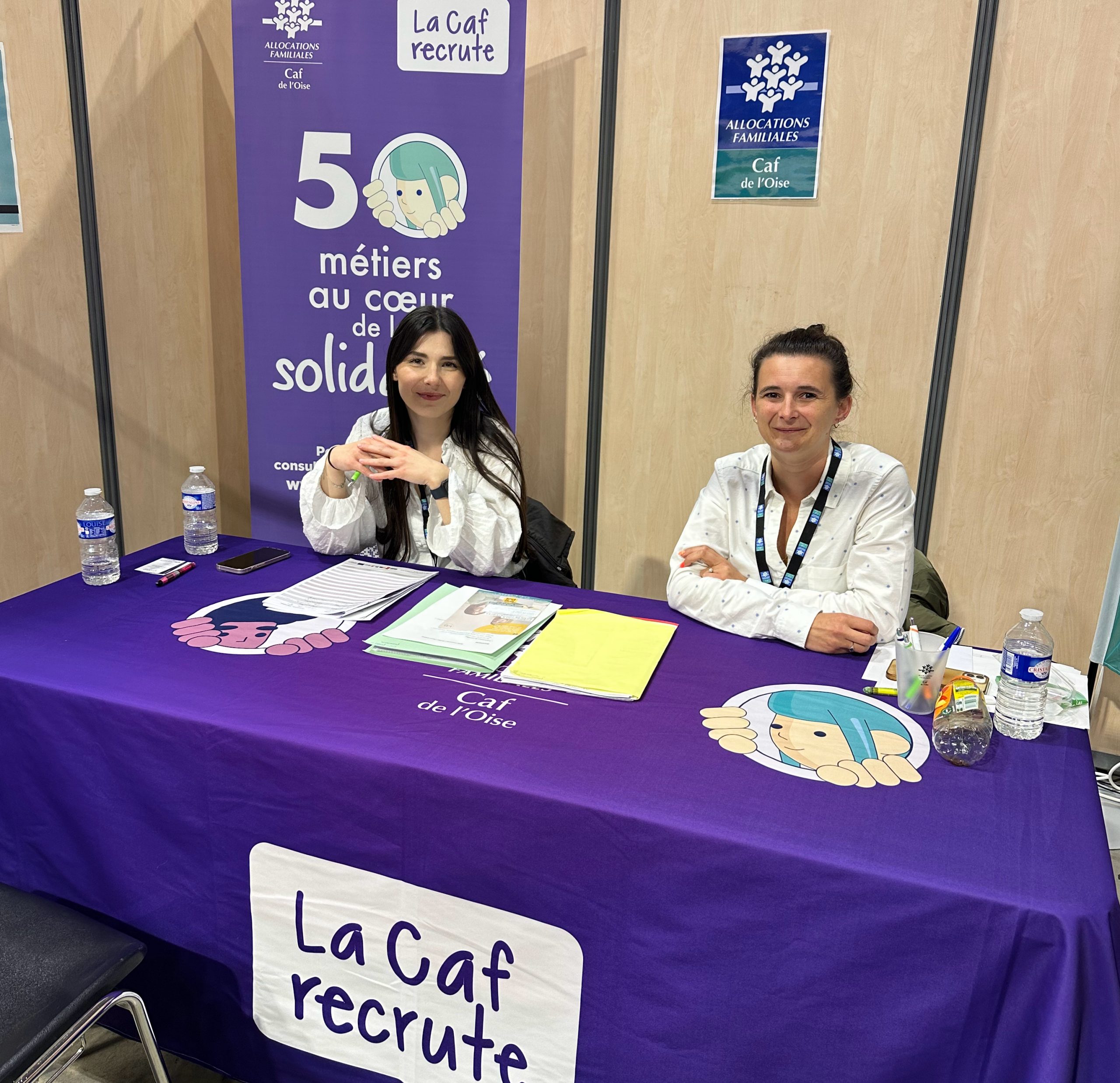 Création graphique et impression de nappes personnalisées pour tables sur stand exposant de salons, marchés, brocantes par Affipub Communication Albi Toulouse Occitanie